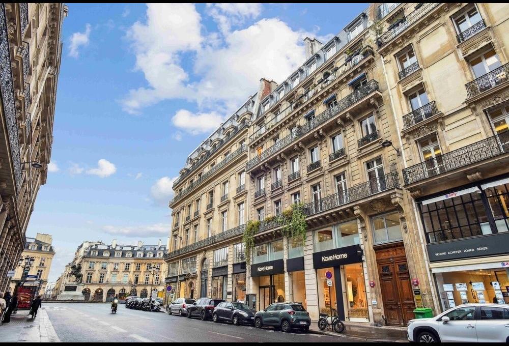 Photo 1 de 7 602 570