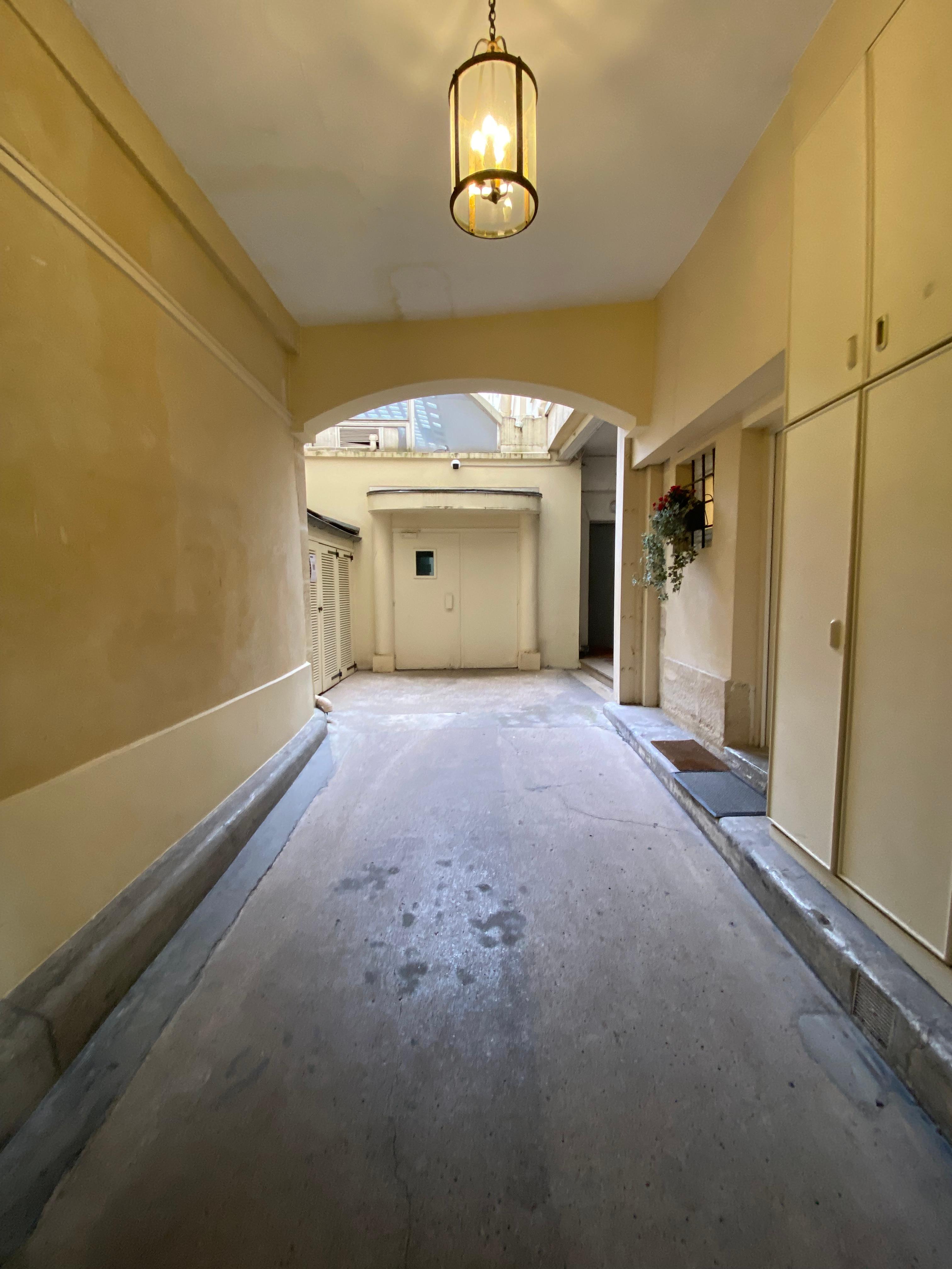 Photo 6 de 10 316 340