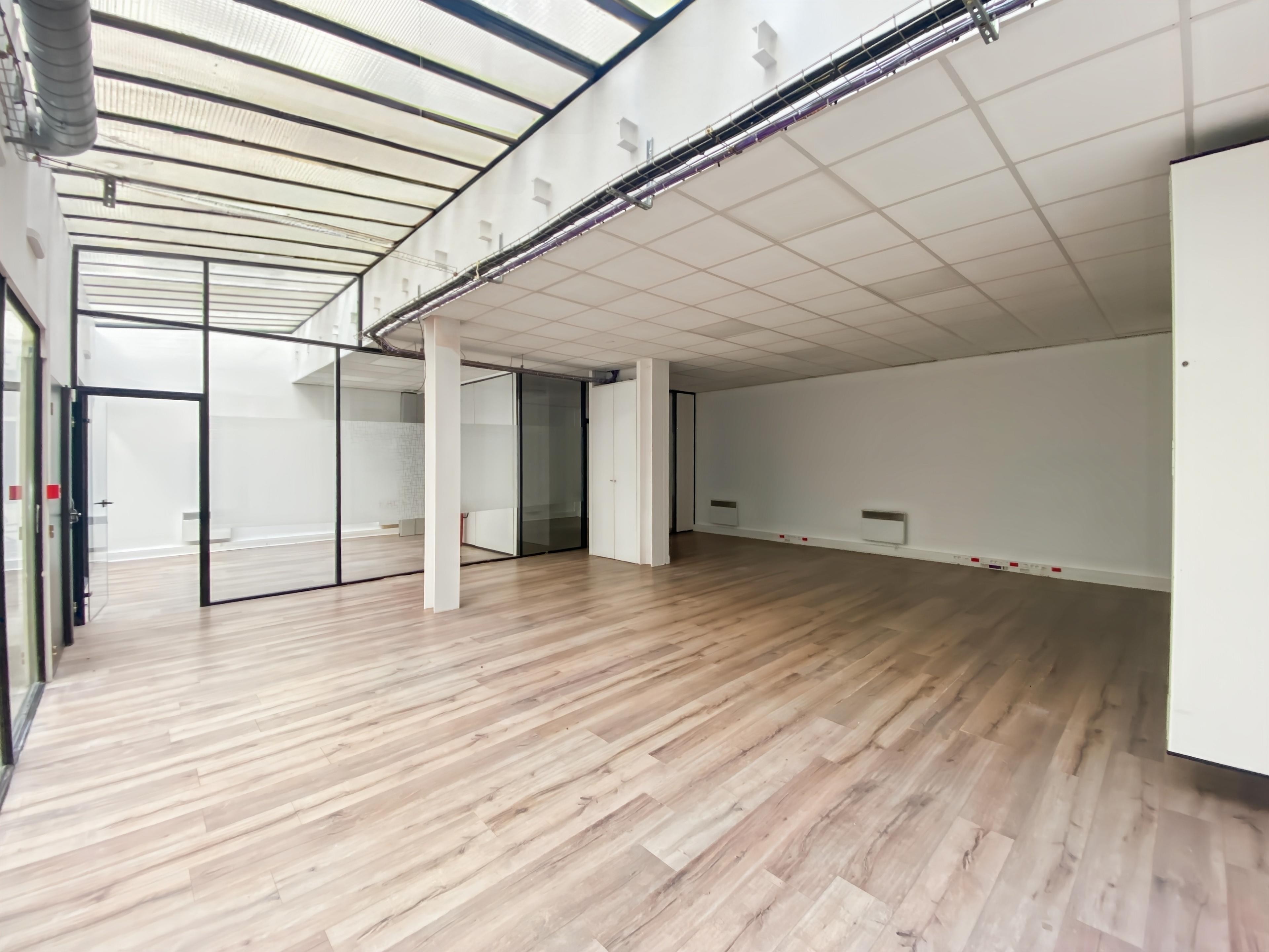 Photo 3 de 6 141 106