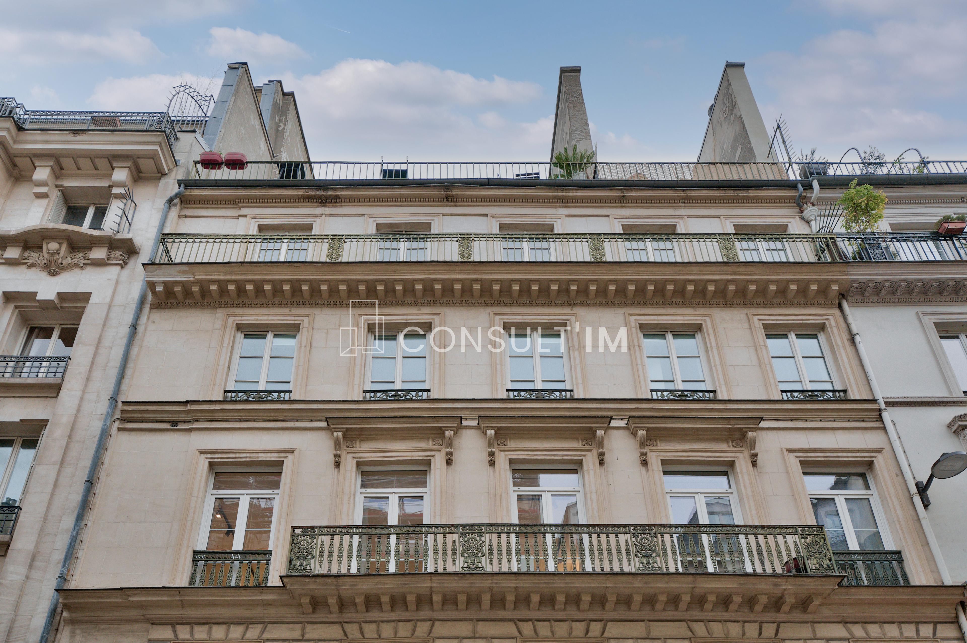 Photo 1 de 10 316 827